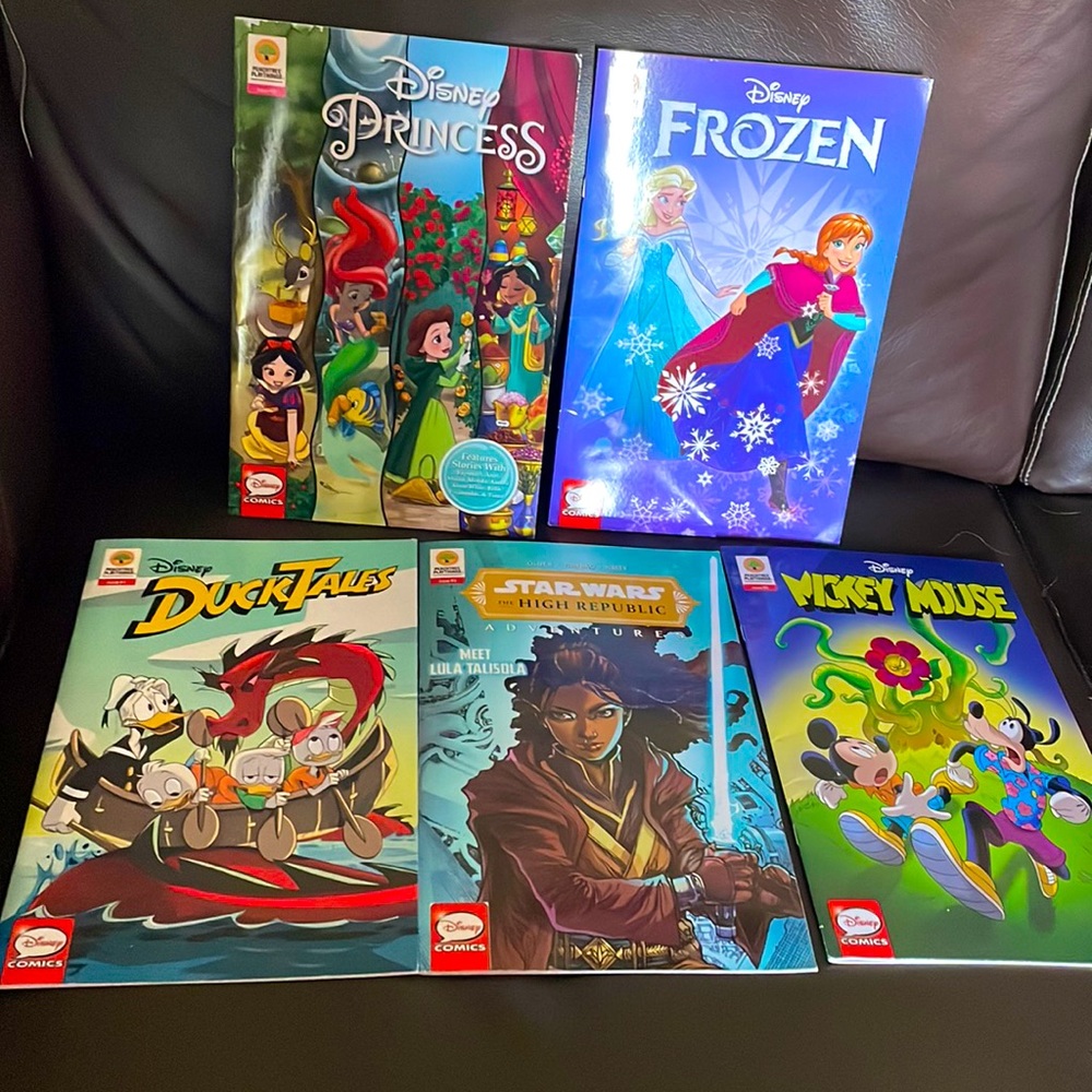 😊2 lots/$15 BNWT DISNEY COMICS (lot of 6 books) Toy Story added, not shown